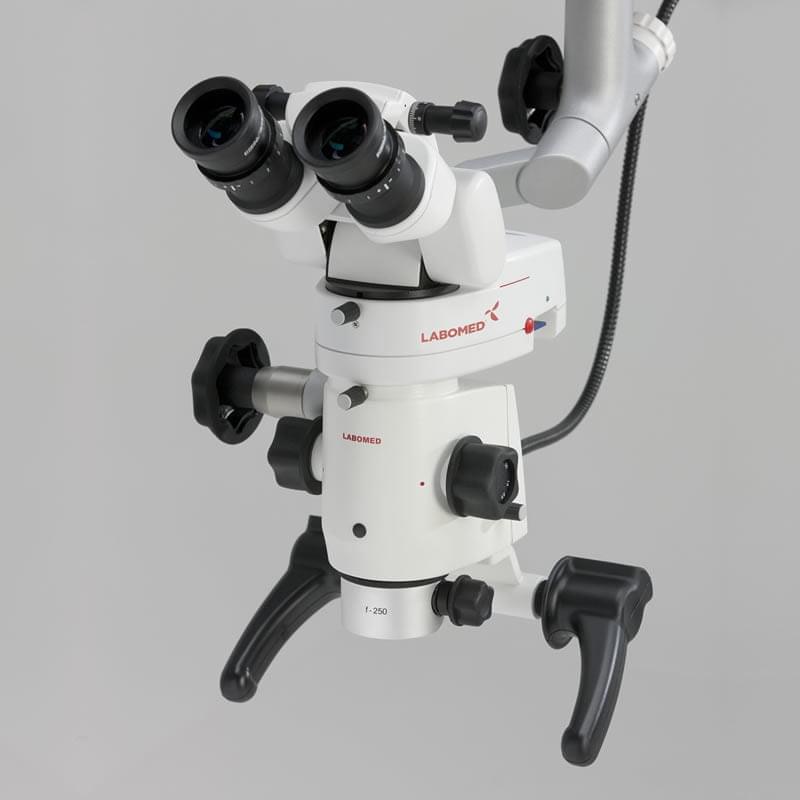 модель микроскопа lABOMED